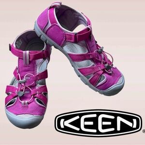 KEEN Seacamp II CNX Youth Sandals Sz 6 Lace-Lock Bungee Round Toe 1022979 Pink